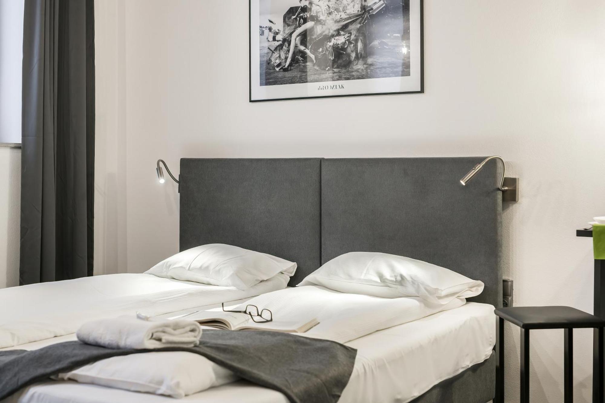 Level -1 Loft Apartments City Center By Renters Poznan Exterior photo